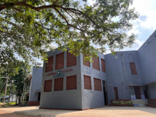 e5
